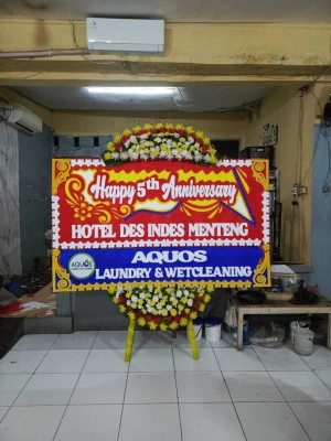 Papan Bunga di Pasar Minggu